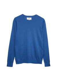 Niebieski sweter z długim rękawem, wykonany z miękkiego materiału, z okrągłym dekoltem oraz prążkowanymi ściągaczami przy rękawach i u dołu, o gładkiej teksturze i minimalistycznym wzornictwie.