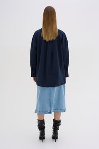 Thumbnail Image 3