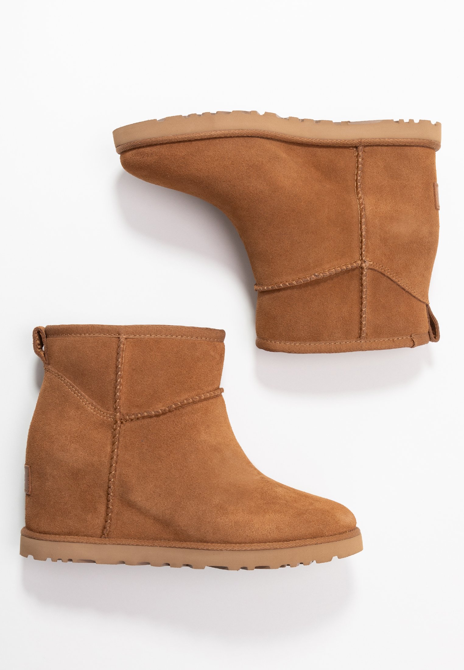 UGG CLASSIC FEMME MINI Ankle boots UGG Classic Femme Mini Boots Chestnut