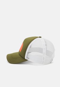 The North Face TNF LOGO TRUCKER - Naģene - forest olive/orange/white