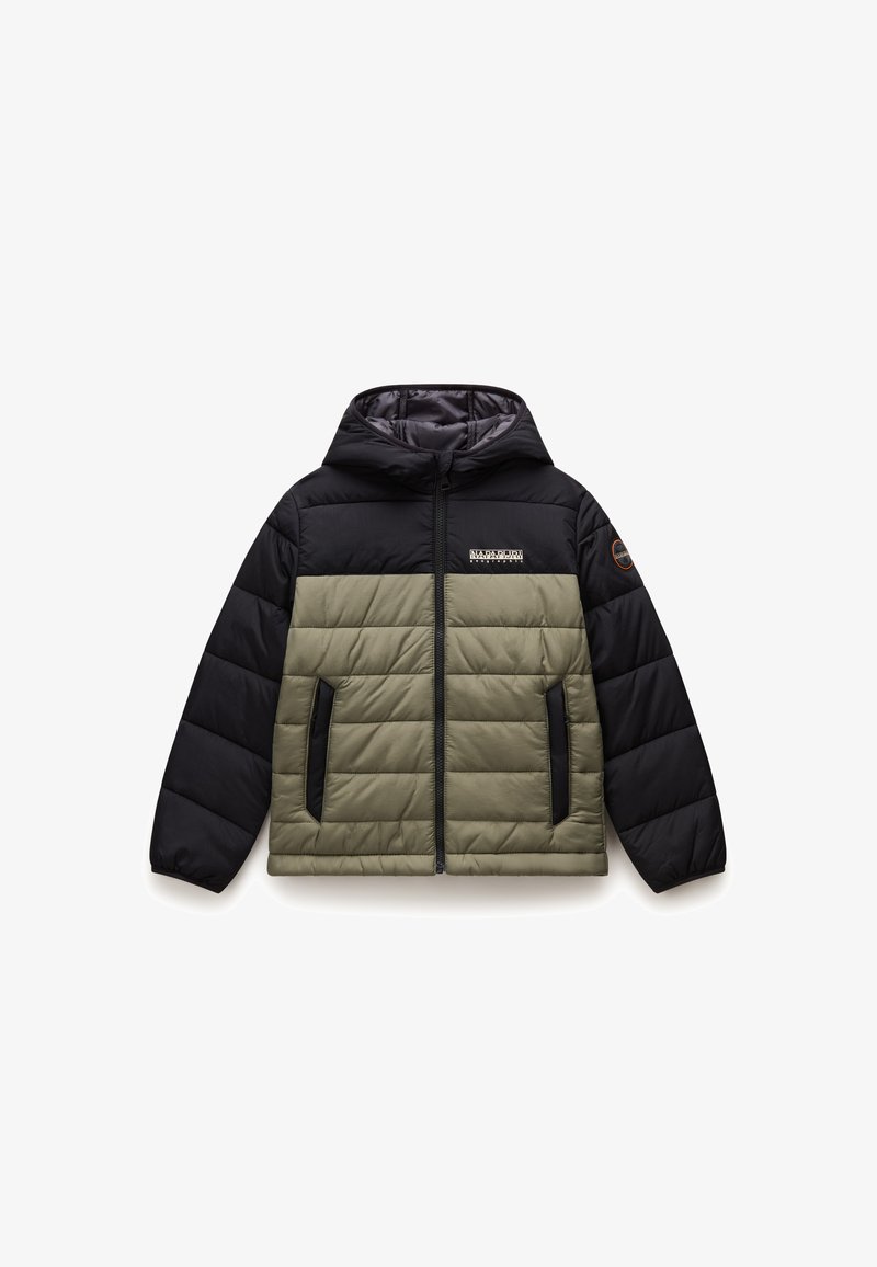 Paminkštinta gobtuvinė striukė, turinti juodą viršutinę dalį ir alyvuogių žalią apatinę dalį, su šoniniais kišenėmis ir prekės ženklo logotipu ant krūtinės.