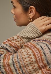 Laura Ashley CREW NECK - REGULAR FIT - Svetrík - neutral