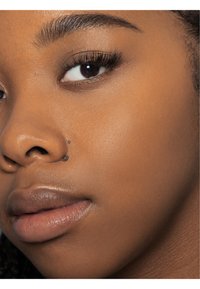 Milani 2-IN-1 FOUNDATION + CONCEALER - Foundation - golden tan