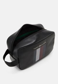 Tommy Hilfiger FOUNDATION WASHBAG UNISEX - Toilettas - black