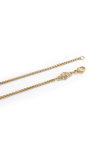 Lanț din metal de culoare aurie cu un design texturat al inelelor, având un închizător decorativ în formă de motiv floral. Structură subțire și alungită.