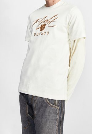 Triko s potiskem - off-white