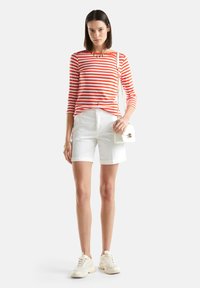 United Colors of Benetton STRETCH - Šortky - white