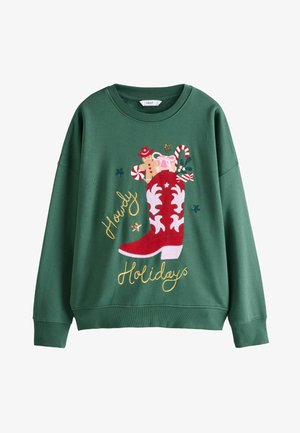 Zelená mikina s vyšitými červenými cowboy čižmami so sviatočnými ozdobami, zlatým textom "Howdy Holidays" a farebnými akcentmi.