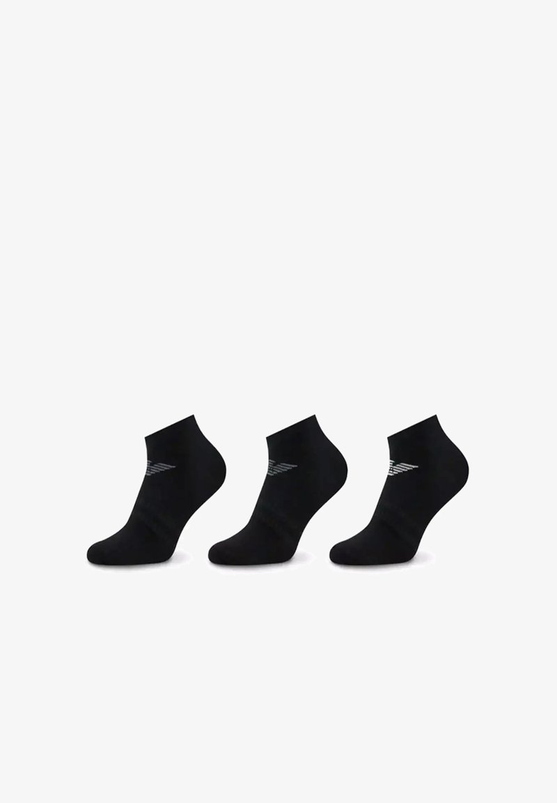 Chaussettes noires à la cheville en matière extensible, avec un motif de logo subtil en gris sur le côté, présentées dans un ensemble de trois.