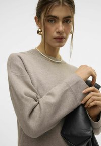 Vero Moda Strickpullover - moon rock