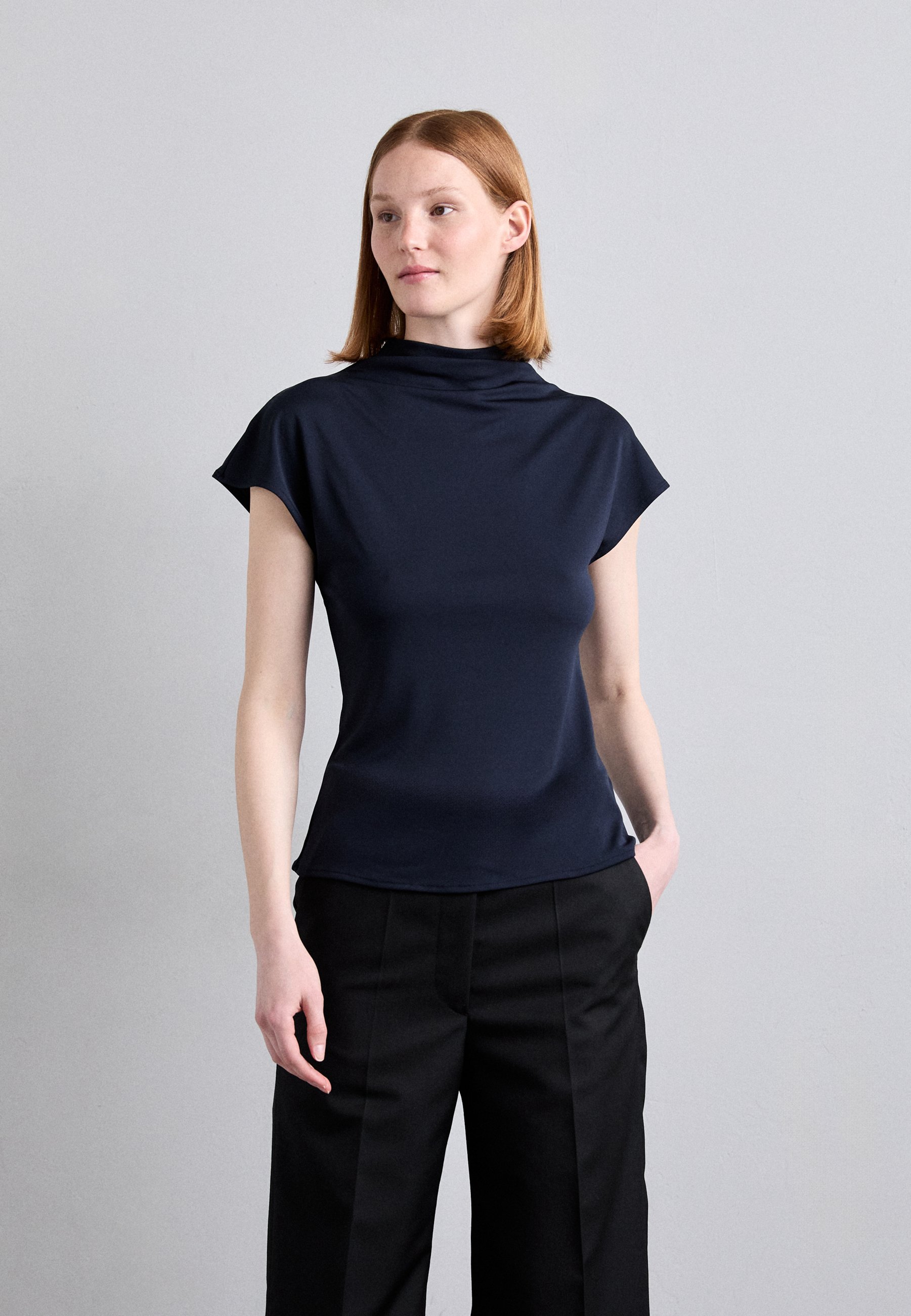 売れ筋商品|||タイガー オブ スウェーデン Tシャツ レディース トップス ALITTA - Basic T-shirt - pale green Alitta Cap-Sleeve Top | Tiger Of Sweden