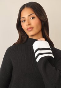 Apart - Sweter