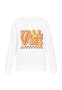 Felpa bianca con la scritta "FALL VIBES" in arancione e marrone, decorata con un motivo a scacchi e stelle. Tessuto morbido, vestibilità ampia.