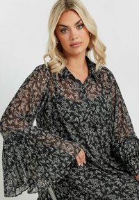 Yours Clothing FLARED SLEEVE - Blusa - black
