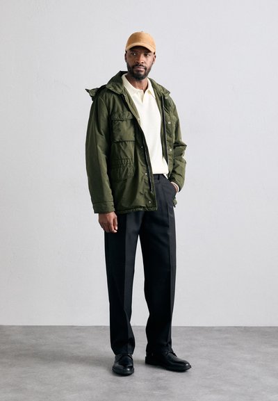 ASPESI NEW CAMP - Parka - green