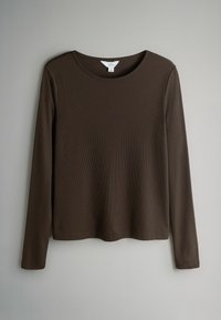 Neizvēlēts, chocolate brown stripe