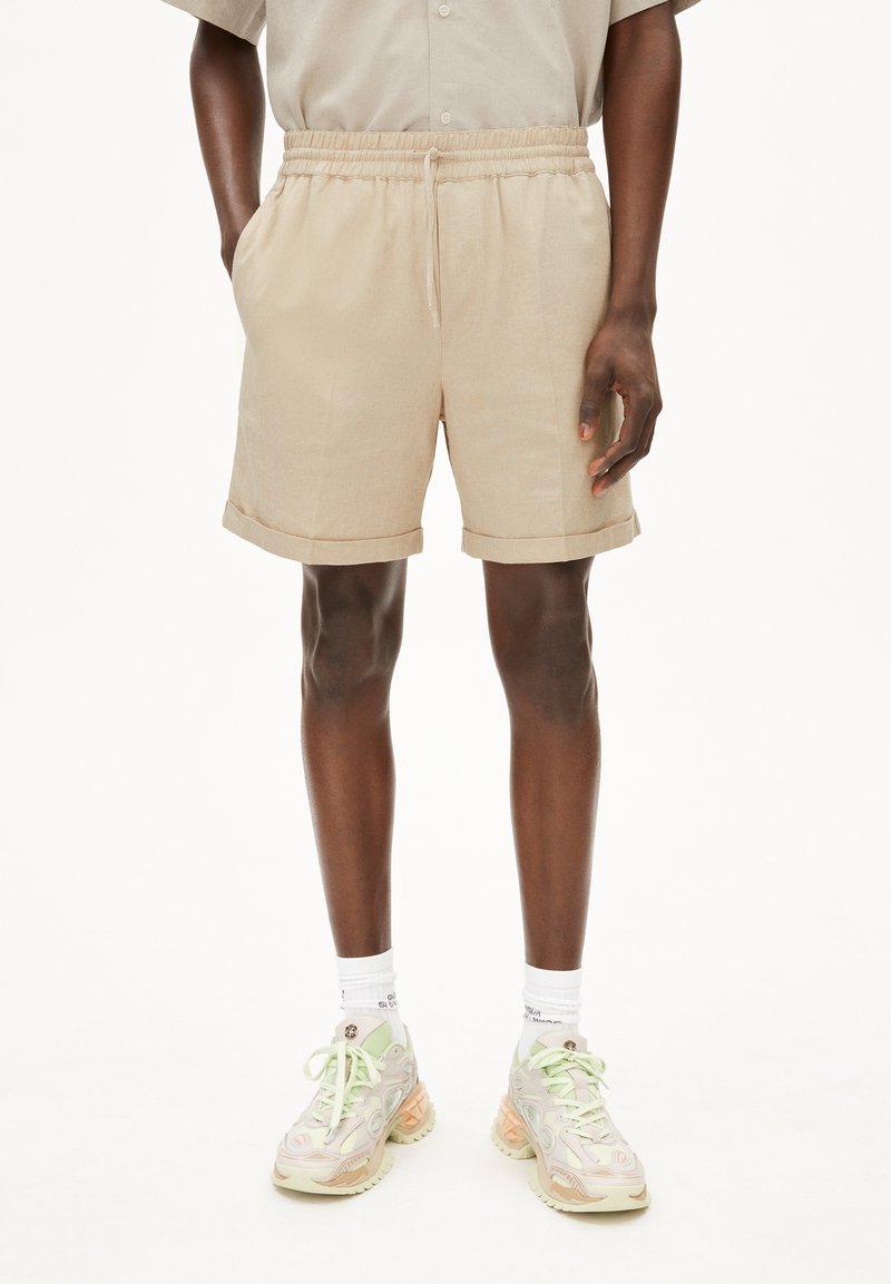 ARMEDANGELS JAACQUE - Shorts - sand stone