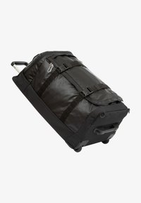 Nevybráno, tarp black