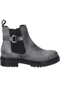 Botas Chelsea grises con un patrón de textura de piel de serpiente, paneles laterales elásticos y un detalle de hebilla metálica. Suela de goma negra con diseño antideslizante.