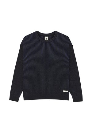 Stickad mörknavy tröja med vertikala ränder, rundad hals, ribbade muddar och nederkant, med ett litet märke på den nedre framsidan.