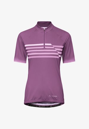 Lila Radtrikot mit kurzen Ärmeln, vorne mit Reißverschluss und hellrosa horizontalen Streifen über der Brust, Vaude-Logo nahe dem Saum.