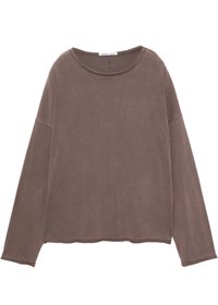 Braunes Langarmshirt aus weichem Material, mit Rundhalsausschnitt und lockerer Passform, hervorgehobenen Nähten und rohem Saum.