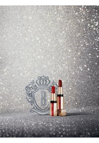 Bobbi Brown LUXE LIPSTICK - Leppestift - parisian red