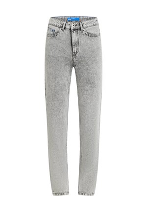 Szürke farmernadrág magas derékkal, egyenes szárú fazonnal és finom textúrával. Gombos záródással, övpántokkal és belső kék címkével rendelkezik.