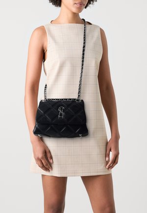 Steve Madden BVOLTURI - Rankinė per petį - black/silver