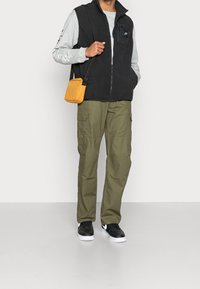 Nike Sportswear Väst - black