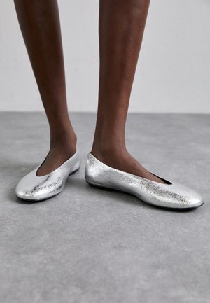 Sergio Rossi BALLERINA - Baleriinad - argento