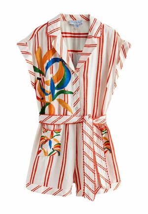 Weißer kurzärmeliger Overall mit orangefarbenen vertikalen Streifen, einem gebundenen Gürtel, Knöpfen und bunter Blumenstickerei auf der Brust und den Taschen.