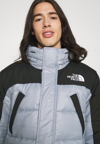 The North Face HMLYN INSULATED PARKA - Casaco de inverno - tradewinds grey