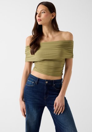 Guess, SCHULTERFREIES PLISSIERTES TOP - Blusa - grün