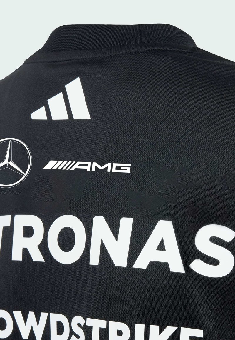 T-Shirt Mercedes AMG Petronas F1 Team Logo Large – Collection Officielle Femme – Coton Confortable Noir Pour Passionnées De Formule 1