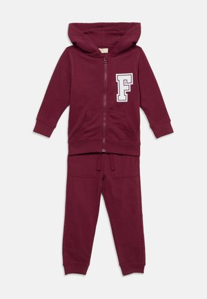 Friboo by Zalando, Φόρμα - bordeaux
