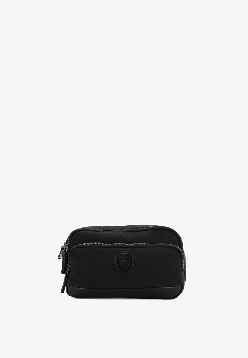 Pouch nera in nylon con zip, dalla superficie liscia, con due scomparti e dettaglio del logo in rilievo sul davanti. Design durevole per viaggi o stoccaggio.