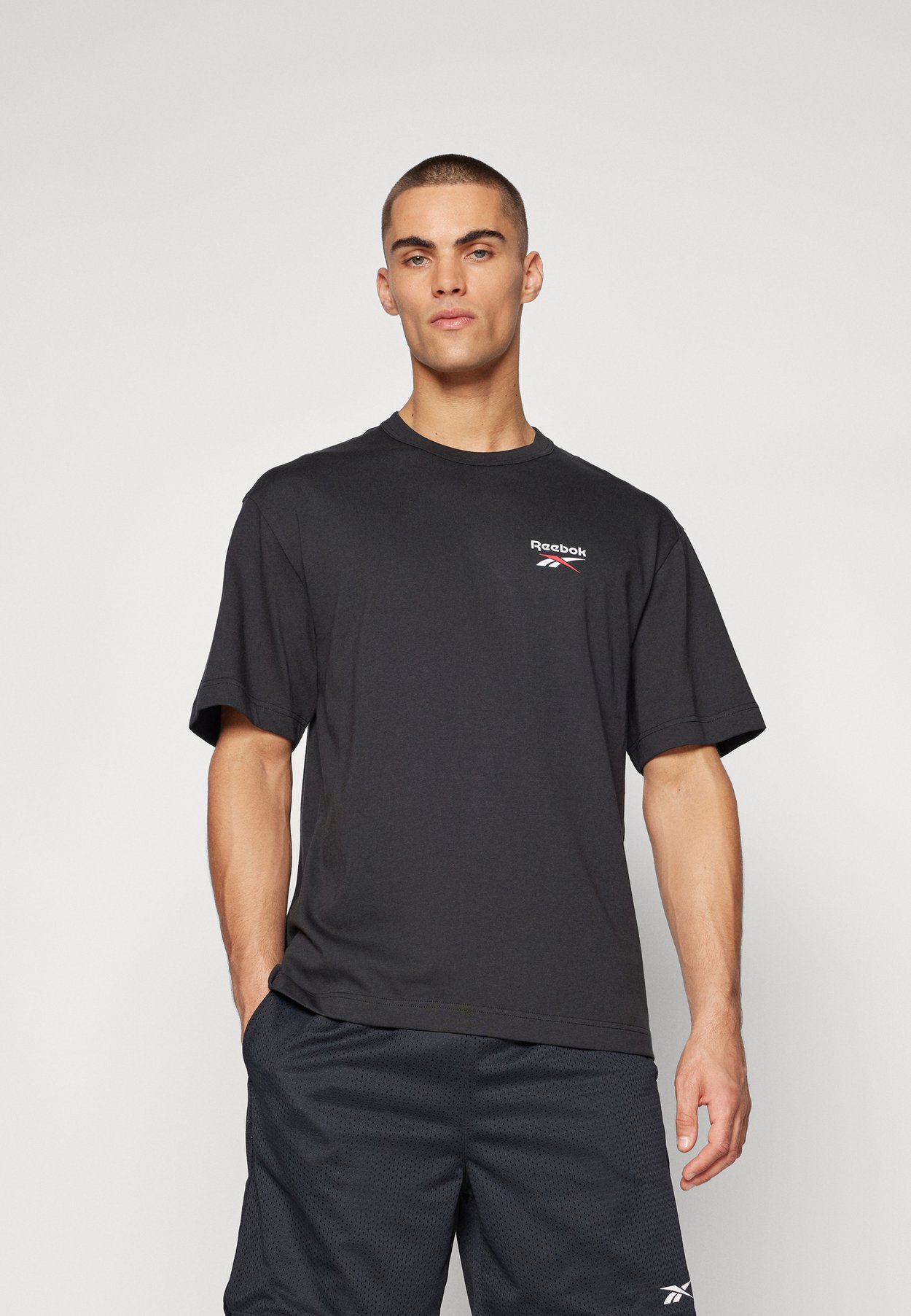 SHAQ LOGO TEE