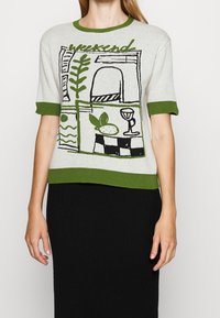 WEEKEND MaxMara Trui - green