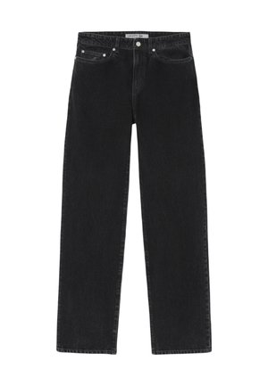 Jean en denim noir avec une coupe droite, dotée d'une fermeture à bouton et de poches avant. Une texture subtile ajoute de la profondeur au tissu.