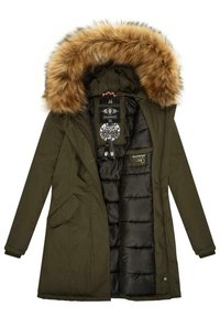 Olivgrön parkas med avtagbar huva i fuskpäls, dragkedja och tryckknappar, samt inre svart kviltad foder. Har sidofickor och varumärkesskyltar.