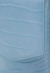 Even&Odd Phone case -  light blue