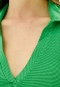 Bershka Fodralklänning - green