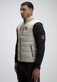 Alessandro Zavetti ZAVETTI CANADA OSHAWA 3.0 TECH PUFFER GILET - Vest - stone