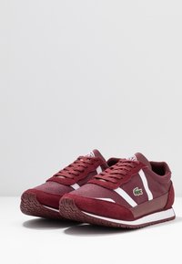 Lacoste Sneakers - red