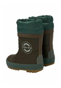 Bottes en caoutchouc marron avec un revers textile vert et des accents gris. Présentent un logo sur le côté et une semelle texturée et durable pour une bonne adhérence.