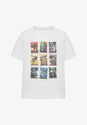 Star Wars, THE MANDALORIAN DISTRESSED TRADING CARD GRID - Print T-shirt - white
