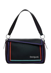 Borsa nera in ecopelle con una patta piegata, accentuata da cuciture colorate in rosso, viola e blu. Presenta un manico corto e una chiusura con zip.