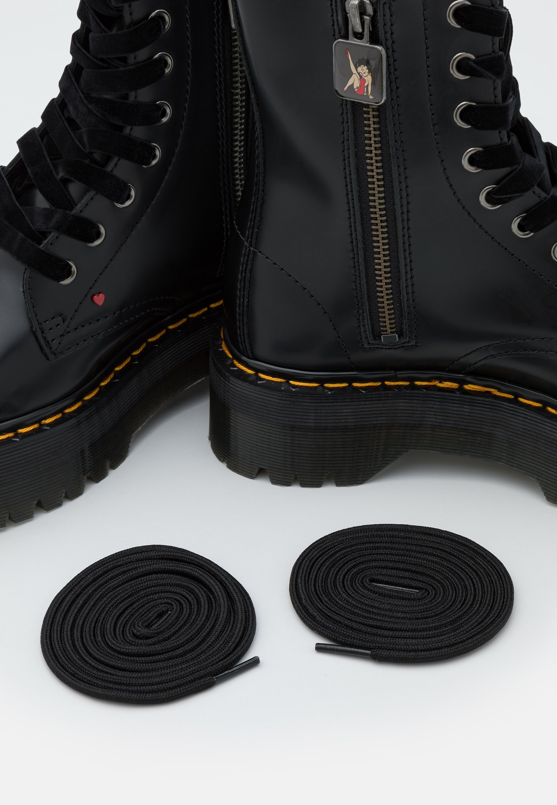Dr. Martens JADON BB - Veterboots - black smooth/zwart - Zalando.nl