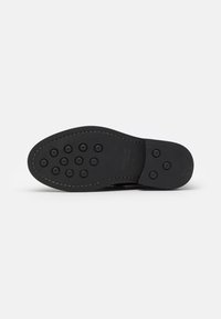 Selected Femme CAMILLE POLIDO LOAFER - Slipper - black